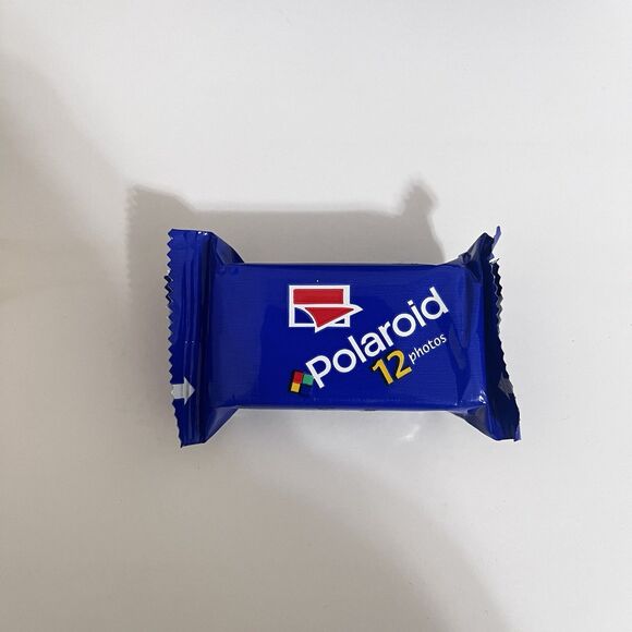 Polaroid I-Zone Instant Pocket Camera + Film 18 Photos 1998 UNTESTED & EXPIRED - Picture 15 of 16